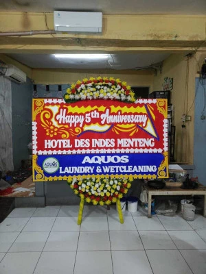Papan Bunga di Plaza Senayan